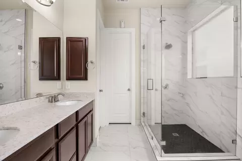 Bath - 2452 Millbrook Loop, Leander, TX 78641 photo 2 of 3