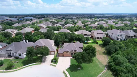 125 Lake Mineral Wells Dr, Georgetown, TX 78628