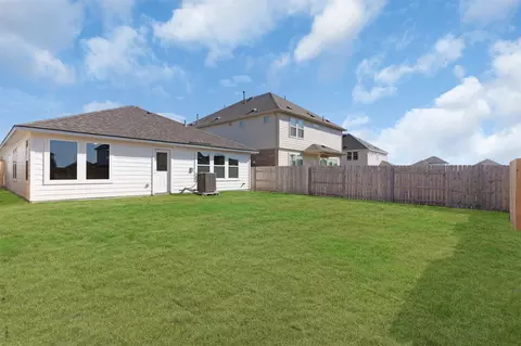 25608 Wheat Seed Ln, Elgin, TX 78621