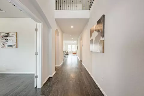 Entry Way - 284 Everglade Dr, Buda, TX 78610 photo 1 of 4