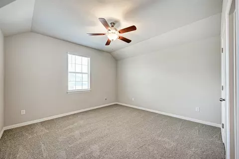 Bedroom - 284 Everglade Dr, Buda, TX 78610 photo 4 of 7