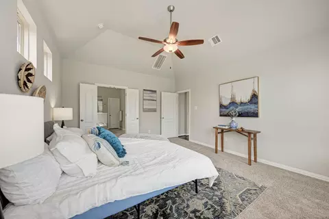 Bedroom - 284 Everglade Dr, Buda, TX 78610 photo 2 of 7