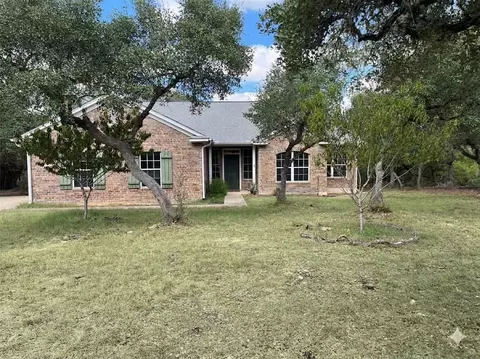 205 Homestead Rd, Kyle, TX 78640