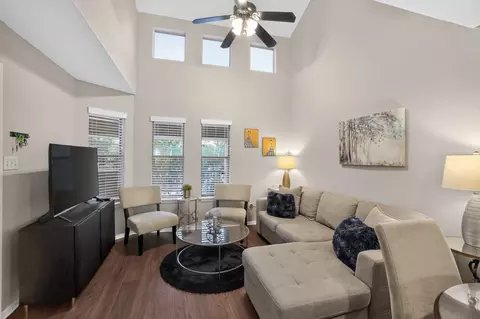 2104 Cullen Ave #7-211, Austin, TX 78757