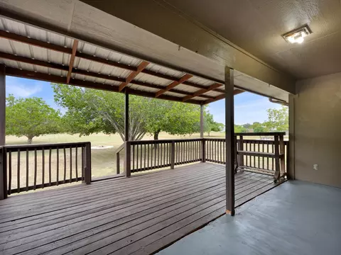 Exterior - 84 Thomas Dr, Martindale, TX 78655 photo 6 of 9