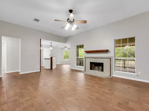 Living - 84 Thomas Dr, Martindale, TX 78655 photo 2 of 7