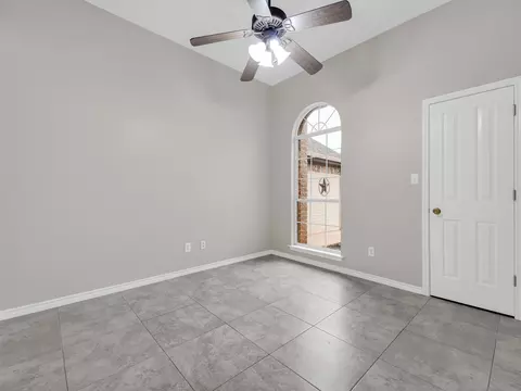 Bedroom - 84 Thomas Dr, Martindale, TX 78655 photo 2 of 3