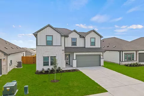 Exterior - 156 Wind Hl, Jarrell, TX 76537 photo 2 of 7