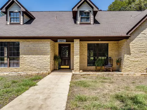 Exterior - 1112 Live Oak Loop, Buda, TX 78610 photo 3 of 10