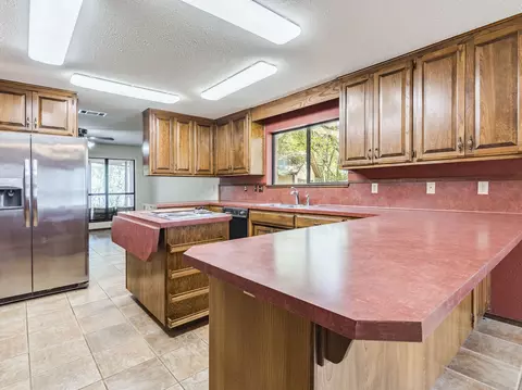 Kitchen - 1112 Live Oak Loop, Buda, TX 78610 photo 2 of 2
