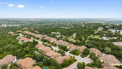 View/Area - 4020 Vail Dv, Austin, TX 78738 photo 2 of 2