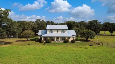 2690 Cr 306, Lexington, TX 78947
