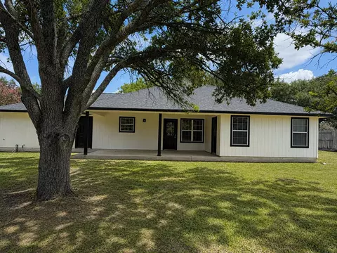 Exterior - 102 Sequoyah St, Buda, TX 78610 photo 2 of 9