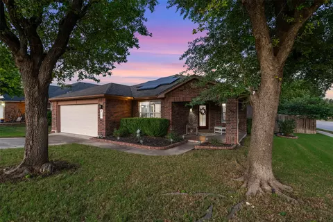 1301 Four Cabin Ct, Round Rock, TX 78665