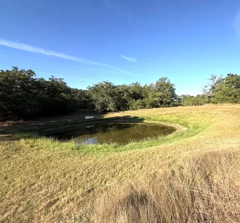 1127 County Road 234 Rd, Milano, TX 76556