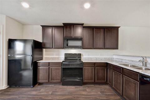 1310 Amy Dr, Kyle, TX 78640 photo 7