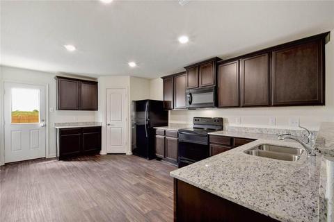 1310 Amy Dr, Kyle, TX 78640 photo 6