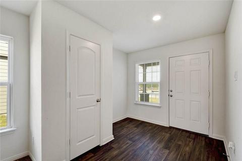 1310 Amy Dr, Kyle, TX 78640 photo 11