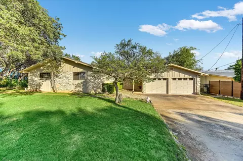 1984 Hilltop Dr, Wimberley, TX 78676