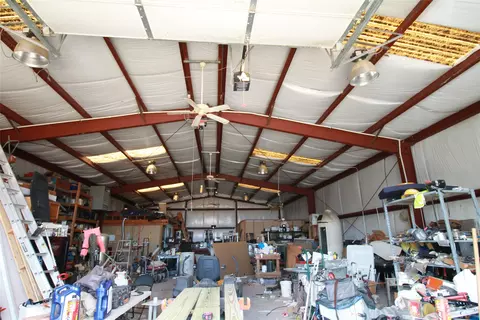 1875 Cr 466, Elgin, TX 78621 photo 3