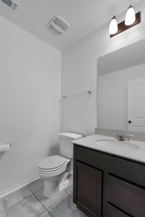 Bath - 720 Bailey Park Dr, Jarrell, TX 76537 photo 1 of 3