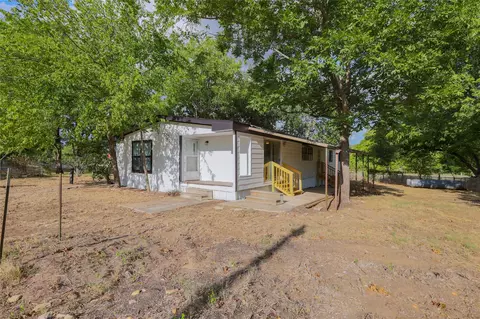 3041 Fm 671, Luling, TX 78648 photo 17