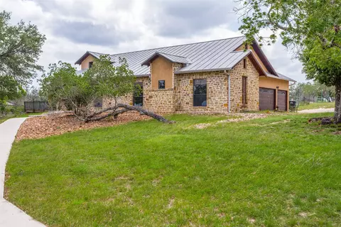 988 Kendall Jackson, Comfort, TX 78013
