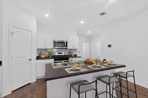 Kitchen - 439 Arnold Loop #A, Kyle, TX 78640 photo 1 of 2