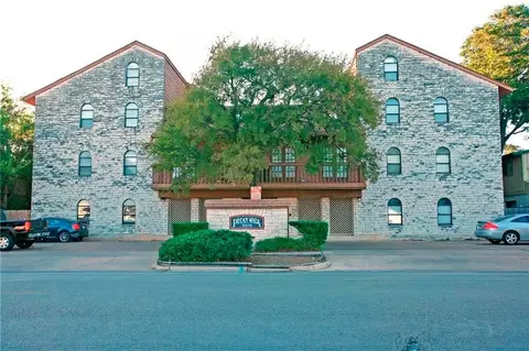 3506 Speedway St #301, Austin, TX 78705