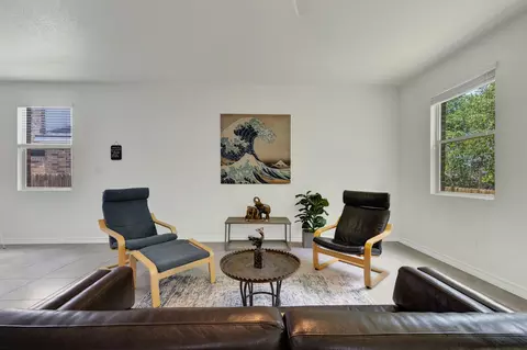 216 Mary Max Cir, San Marcos, TX 78666