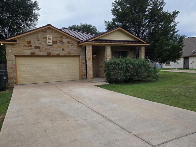 141 Kokomo Ln, Bastrop, TX 78602