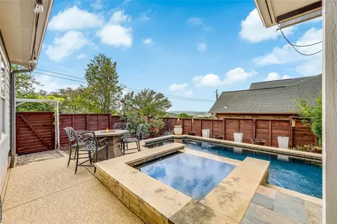 4200 Vista Corta Dr, Lago Vista, TX 78645