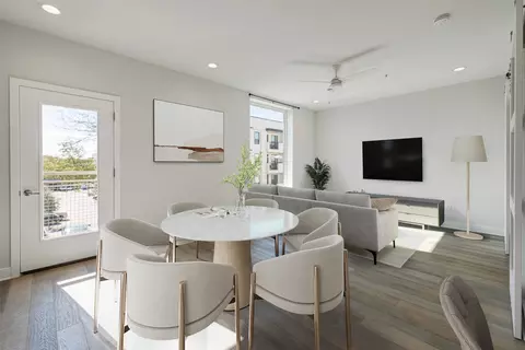 1800 E 4th St #205, Austin, TX 78702