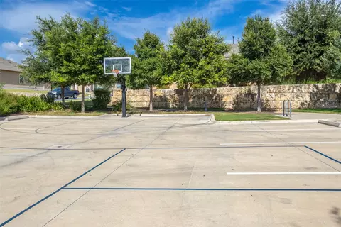 Exterior - 7225 Ranchito Dr, Austin, TX 78744 photo 9 of 11