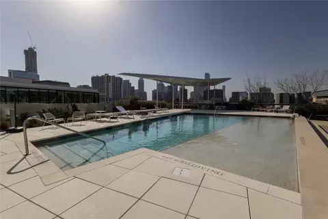 800 Embassy Dr #137, Austin, TX 78702