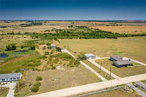 375 County Road 497, Taylor, TX 76574