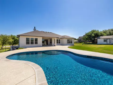 505 Lodge Ct, Liberty Hill, TX 78642