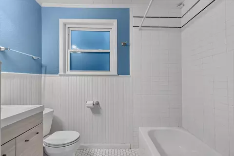 Bath - 4800 Evans Ave #A, Austin, TX 78751 photo 2 of 2