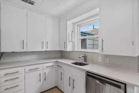 Kitchen - 4800 Evans Ave #A, Austin, TX 78751 photo 2 of 2