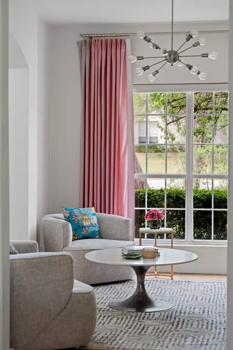 102 Hurst Creek Rd, Lakeway, TX 78734