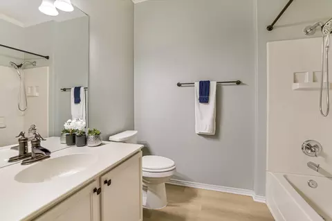 Bath - 215 Bonham Loop, Georgetown, TX 78633 photo 2 of 2