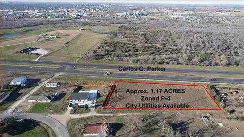 000 W Carlos G Parker Blvd, Taylor, TX 76574
