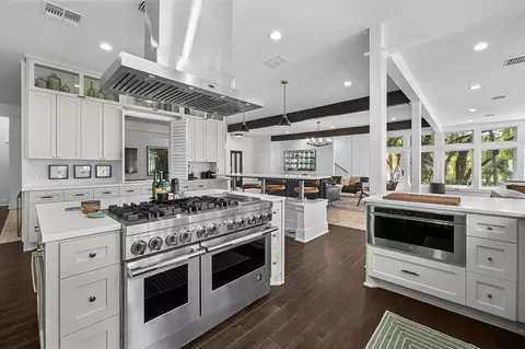 10515 La Costa Dr, Austin, TX 78747