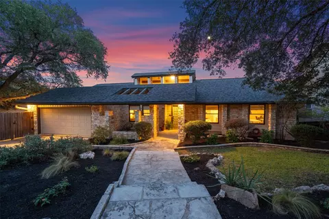 8517 Appalachian Dr, Austin, TX 78759