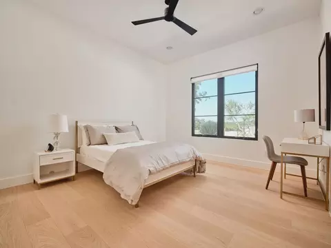 Bedroom - 117 Stone Bluff Dr, Georgetown, TX 78633 photo 4 of 5