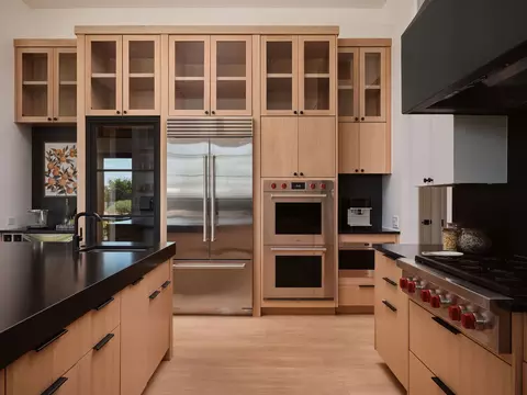 Kitchen - 117 Stone Bluff Dr, Georgetown, TX 78633 photo 3 of 4