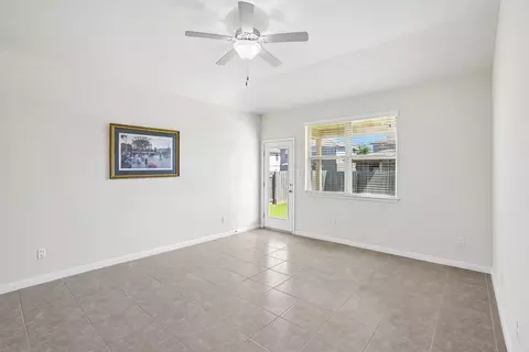 Living - 116 Mauldin St, Georgetown, TX 78628 photo 1 of 1