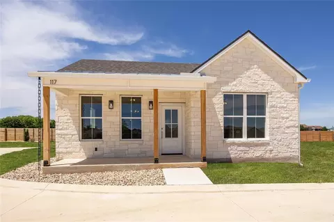 802 S Creek St #100, Fredericksburg, TX 78624