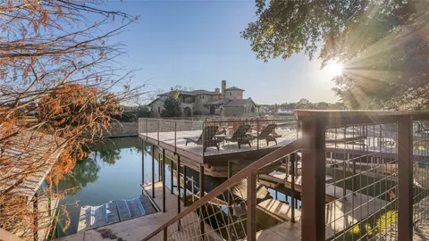 450 Pecan Creek Dr, Horseshoe Bay, TX 78657