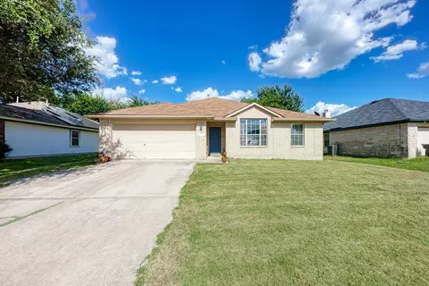 104 Edison Dr, Hutto, TX 78634